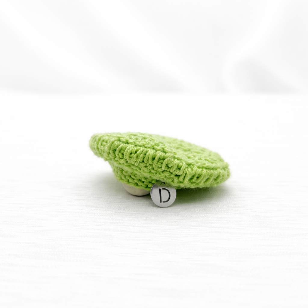 Béret classique au crochet fait main pour poupée