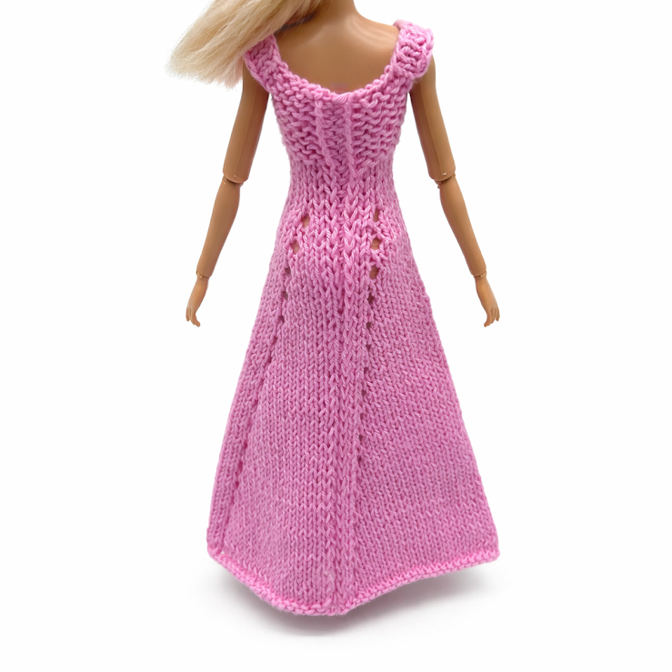 Robe Longue Élégante – Tricot Fait Main – Collection Printemps