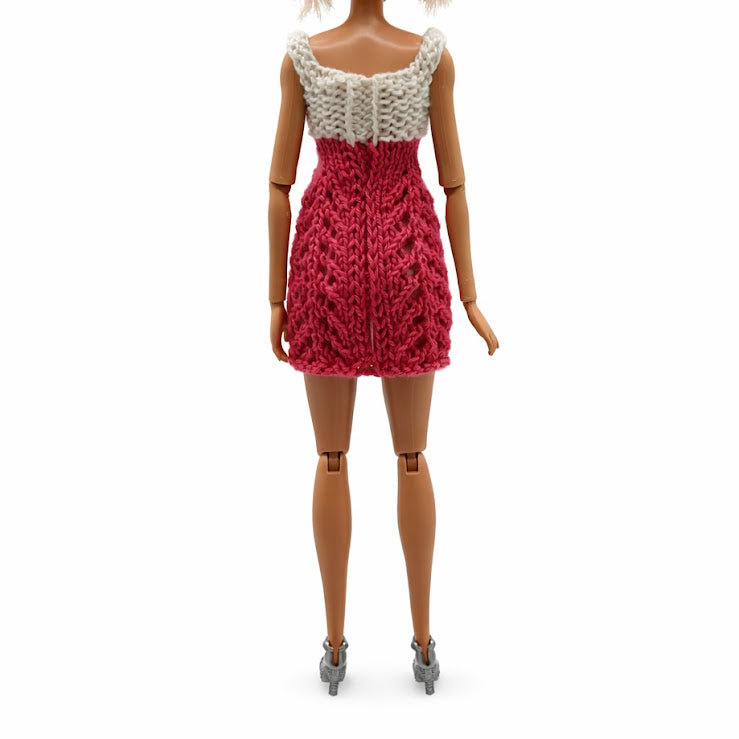 Robe courte chic fait main pour poupée